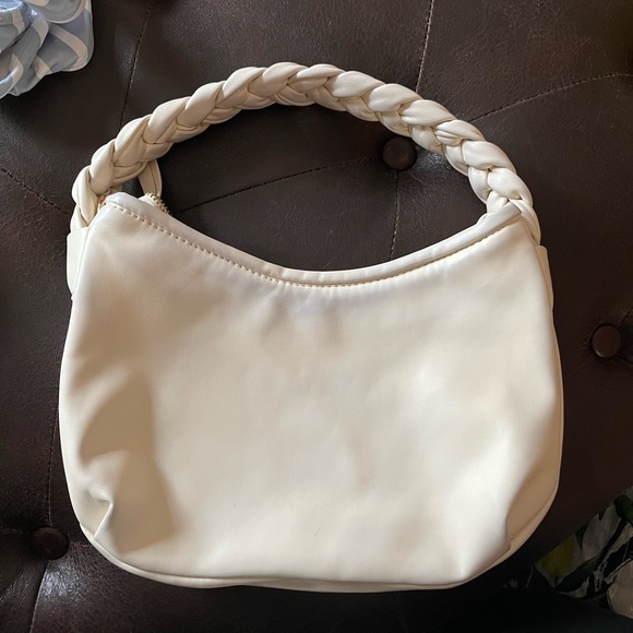 Billini White Braided Shoulder Bag - Picture 4 of 6